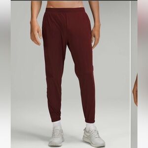 RED MERLOT SURGE JOGGER *SHORTER*